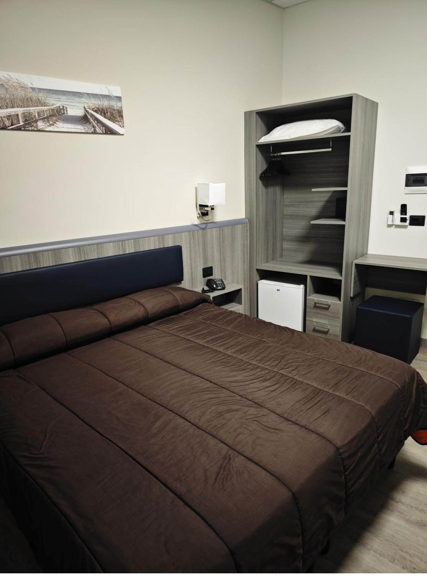 Hotel Esperia 3*