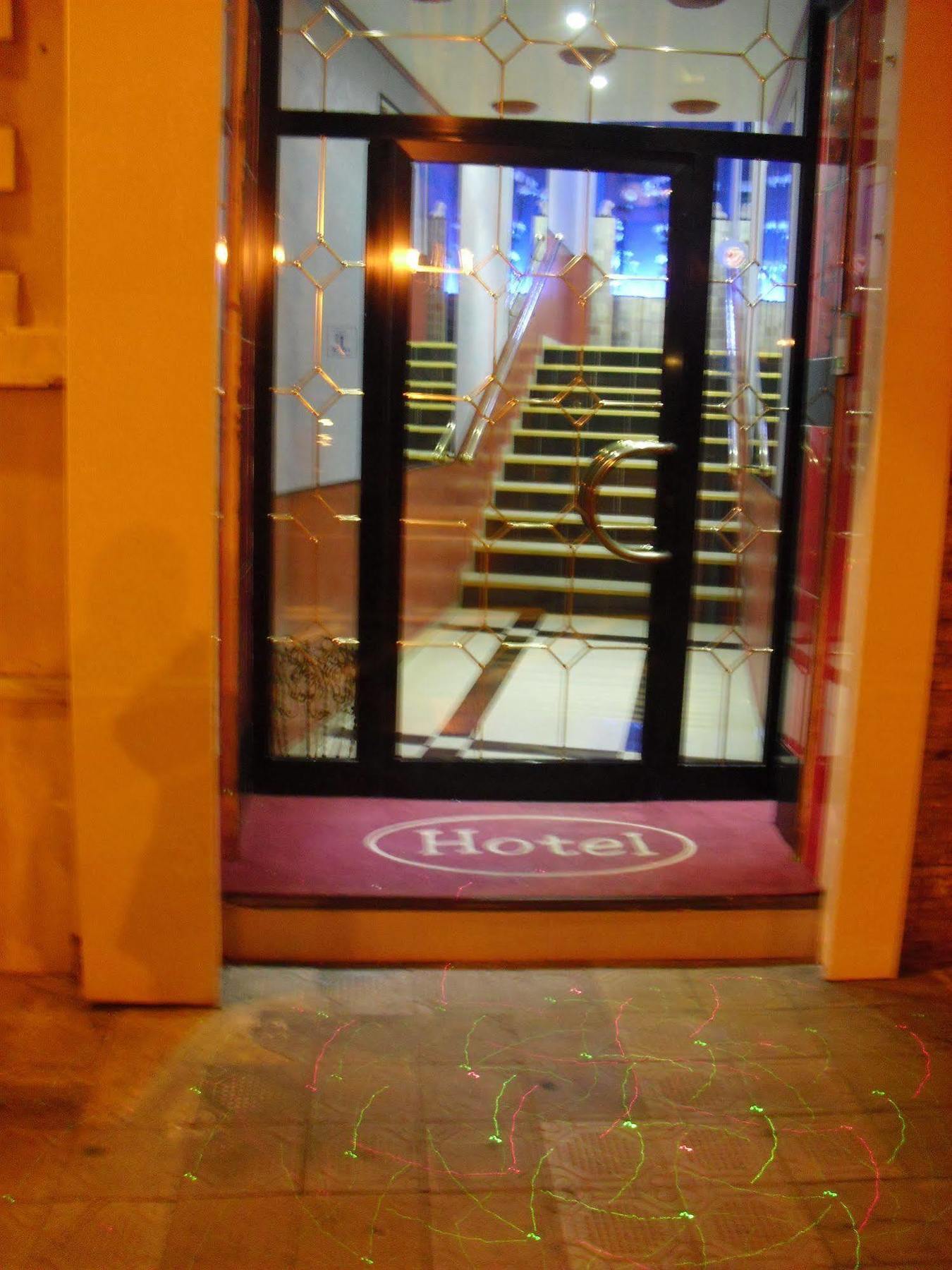 Esperia 3*